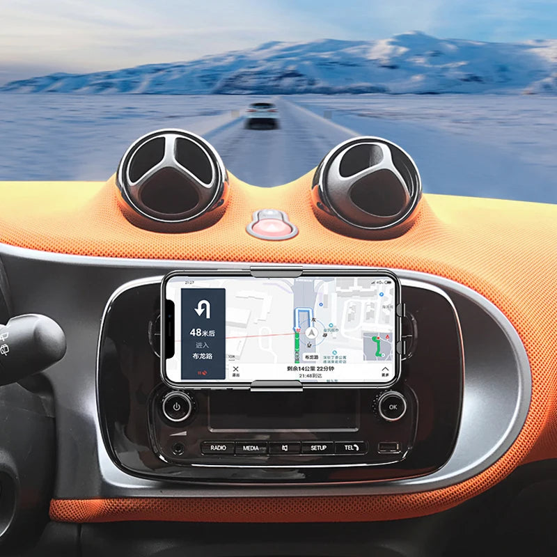Adapted to Mercedes Benz Smart's new 453 451 wireless charger, car phone holder for automatic wireless charging Wireless charger